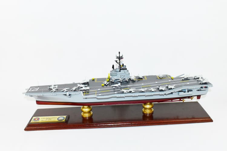 USS Independence CV-62 Aircraft Carrier Model