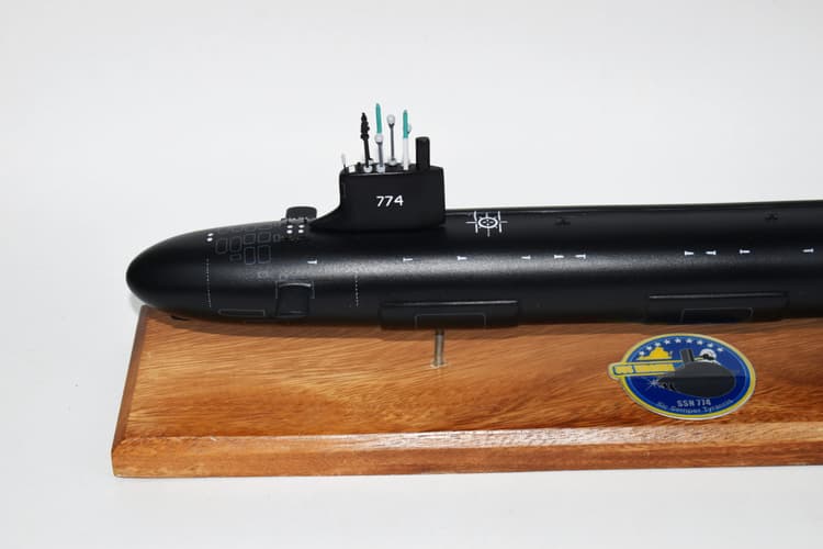 USS Virginia (SSN-774) Submarine Model